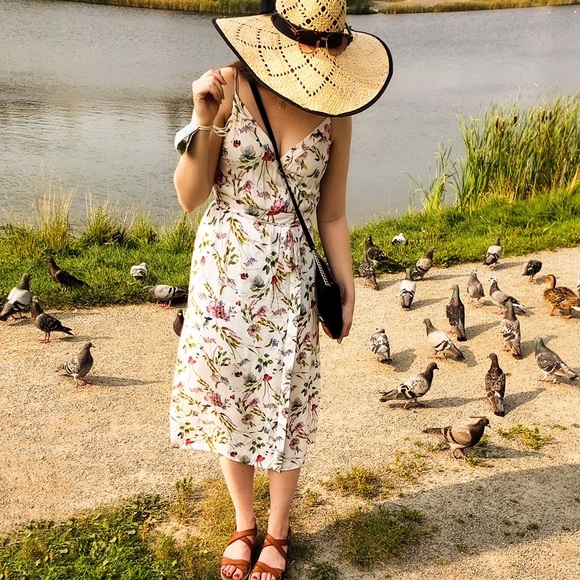 Meet your Posher, Meg - Picture 3 of 3